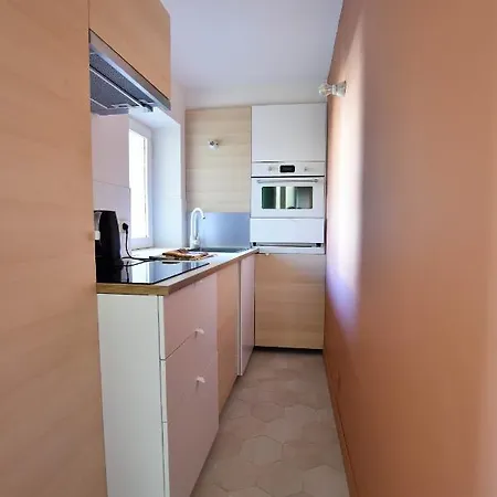 St Honore - Design Apartment